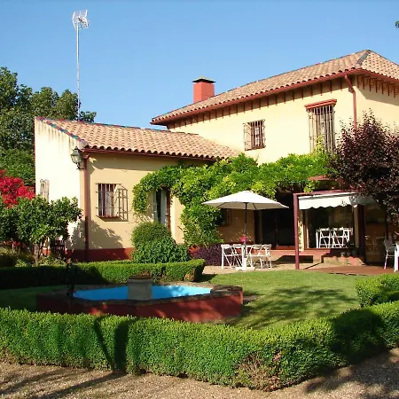 Casa Con Encanto Y Jardin