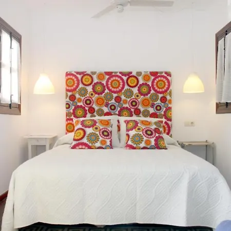 Casa Con Encanto Y Jardin Holiday home Cordoba
