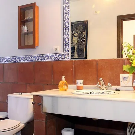 Casa Con Encanto Y Jardin Holiday home Cordoba