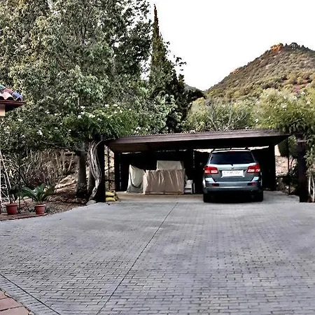 Casa Con Encanto Y Jardin * Cordoba